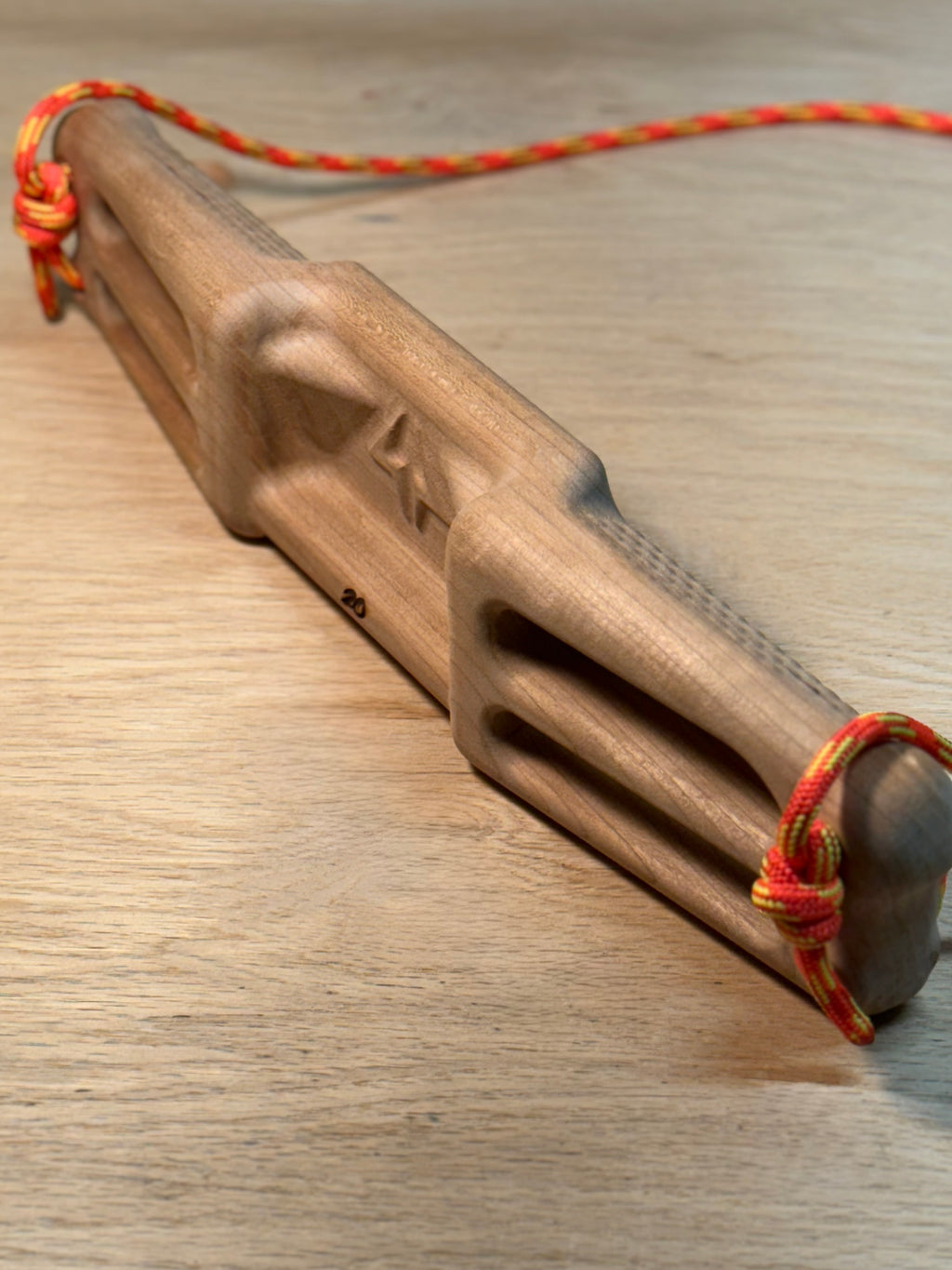 "Shiv" Portable Hangboard